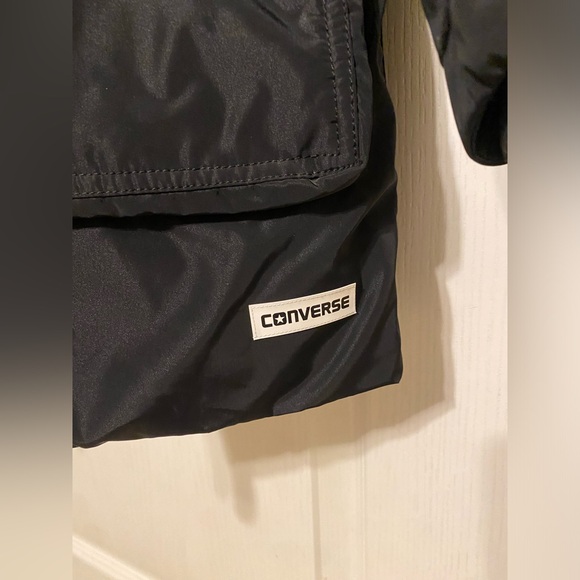 Converse Size XS Puffer Coat Black, W/Faux Fur Rimmed Hood And Pockets - Picture 2 of 13